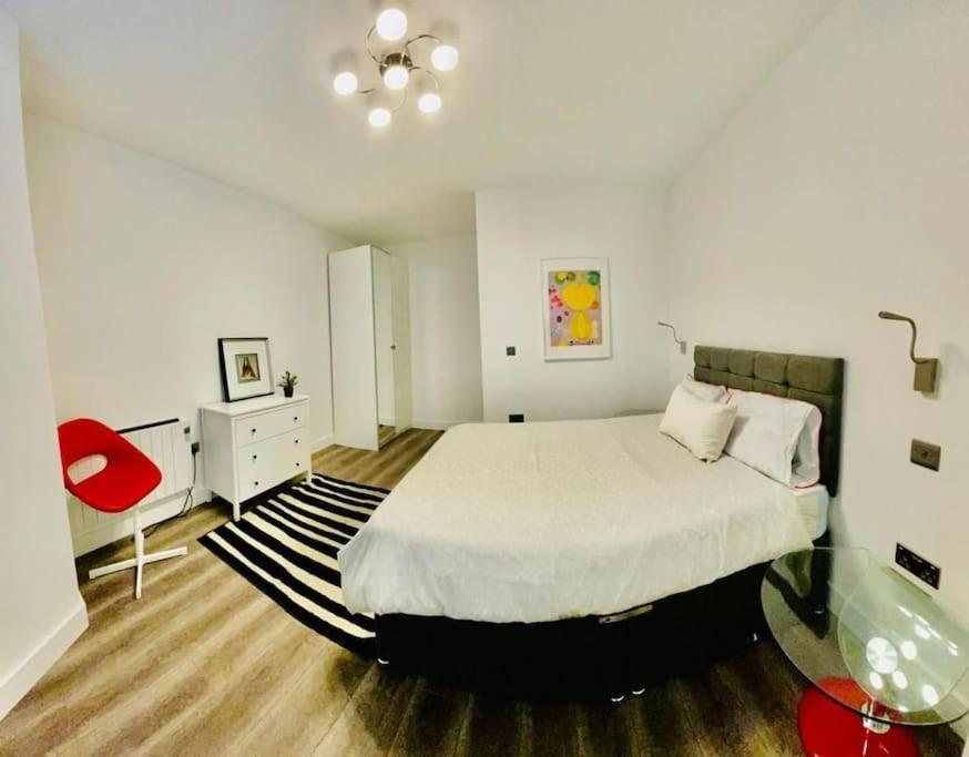 Family Flat In Camden, Location, Next To Attractions Apartment